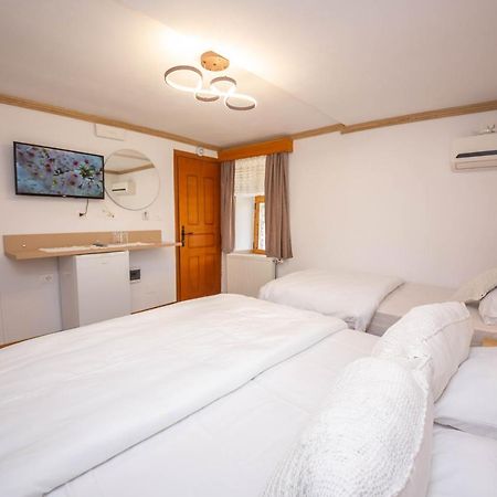 Bed And Breakfast Kotoni Гирокастра Экстерьер фото